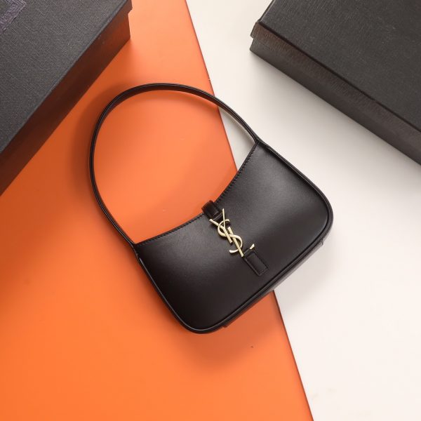 olcson YSL Yves Saint Laurent MiniSize YSL5A7 underarm bag black elado Uzlet utanzat budapest replika Gucci cipo Chanel ov Marc Jacobs szandal Alexander Wang webshop